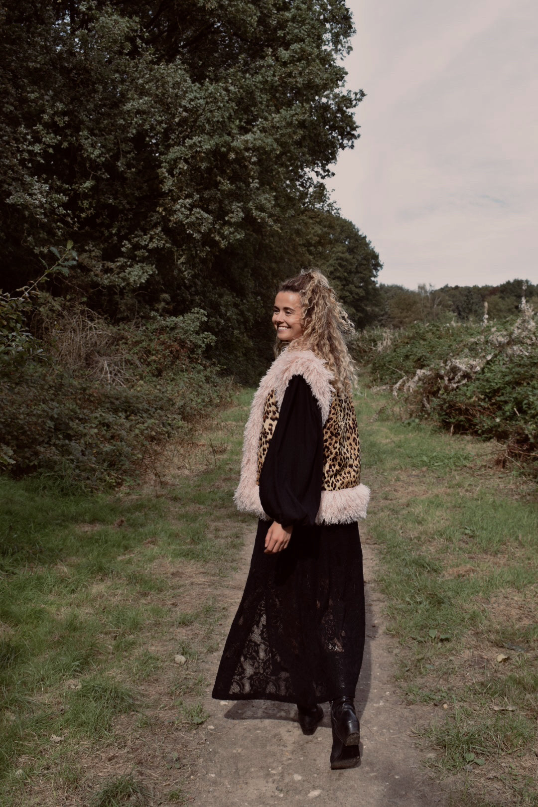 Fluffy Leopard Gilet