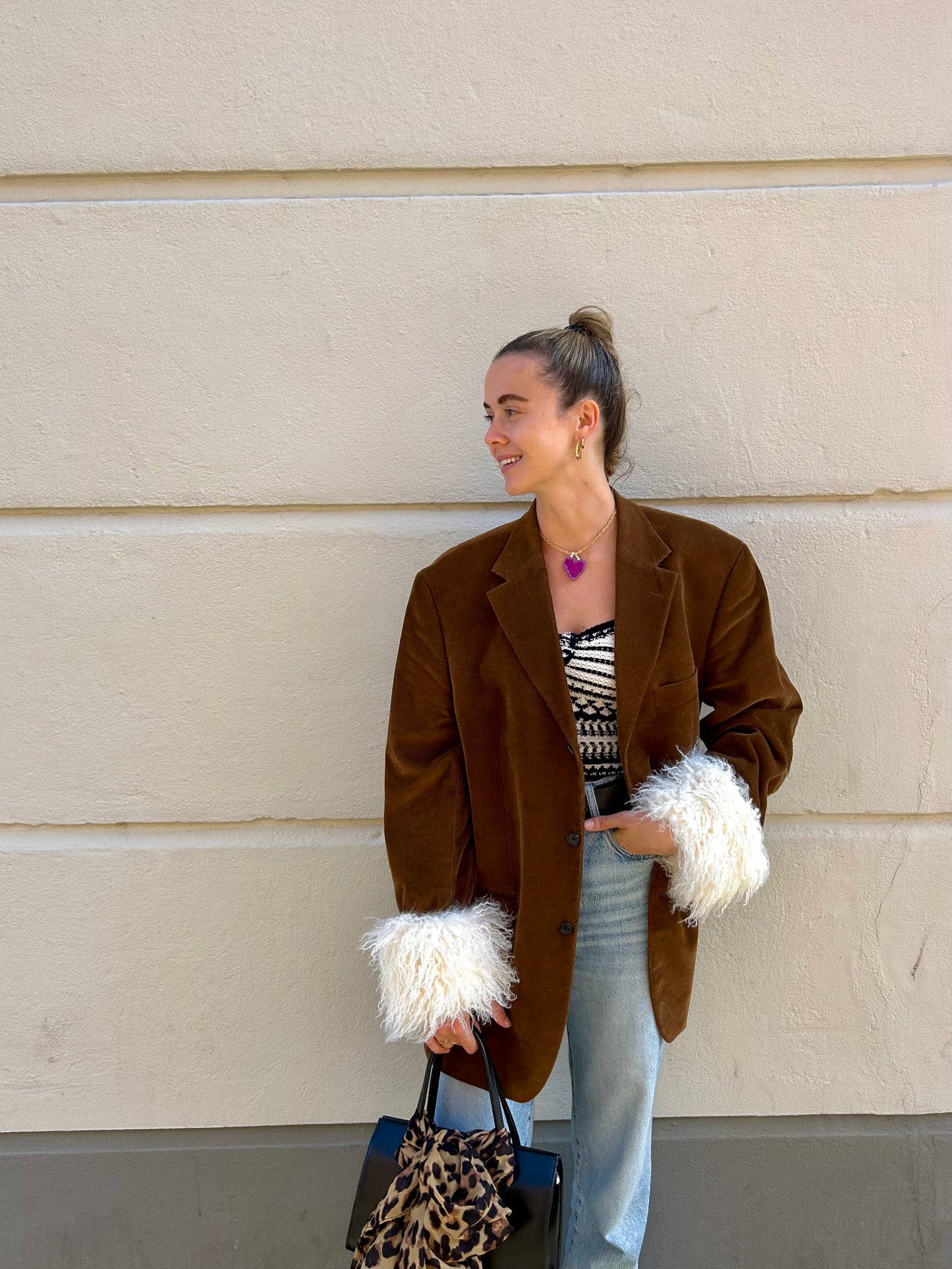 Blazer with fur sleeves | Corduroy Cognac