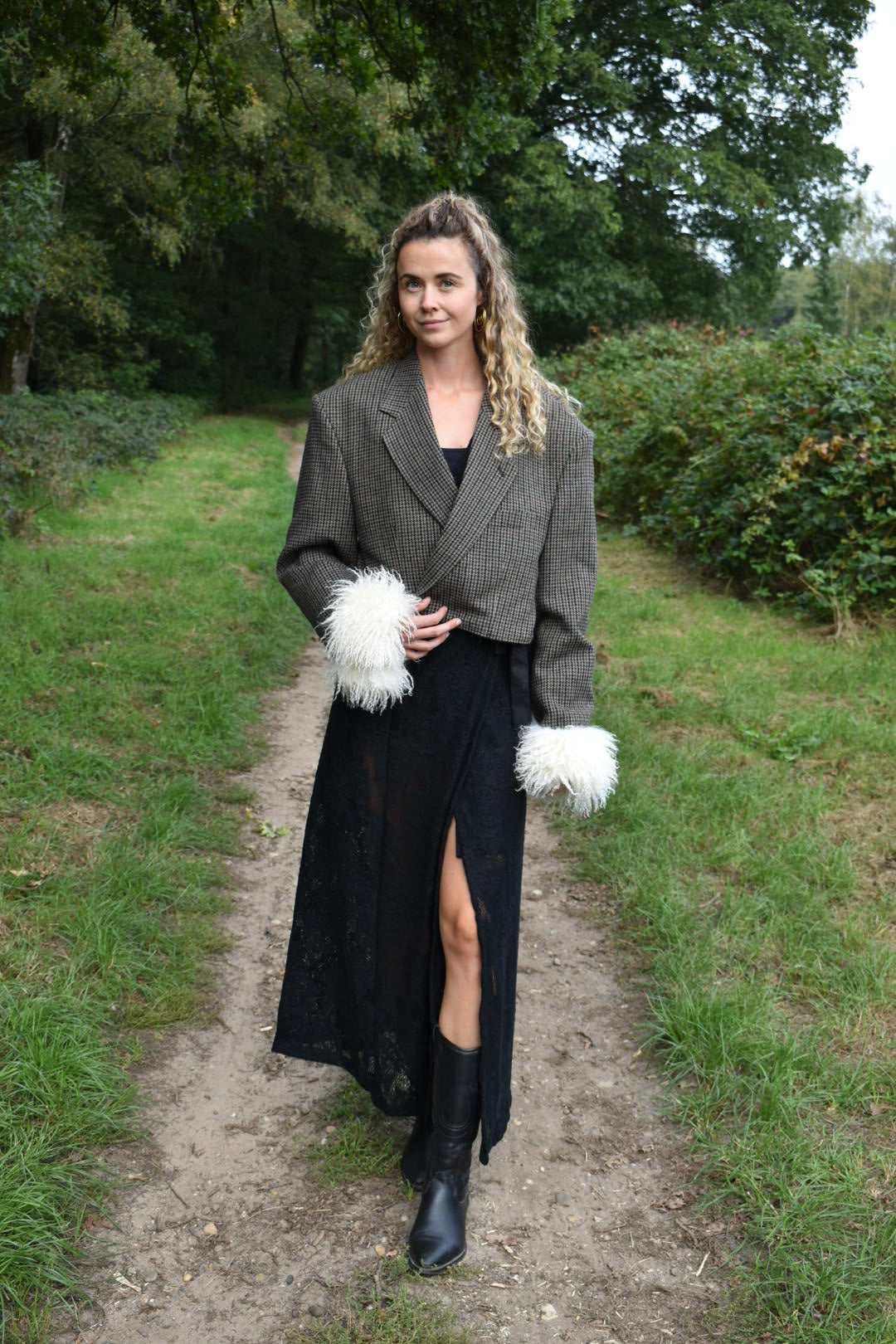 Zoë cropped blazer