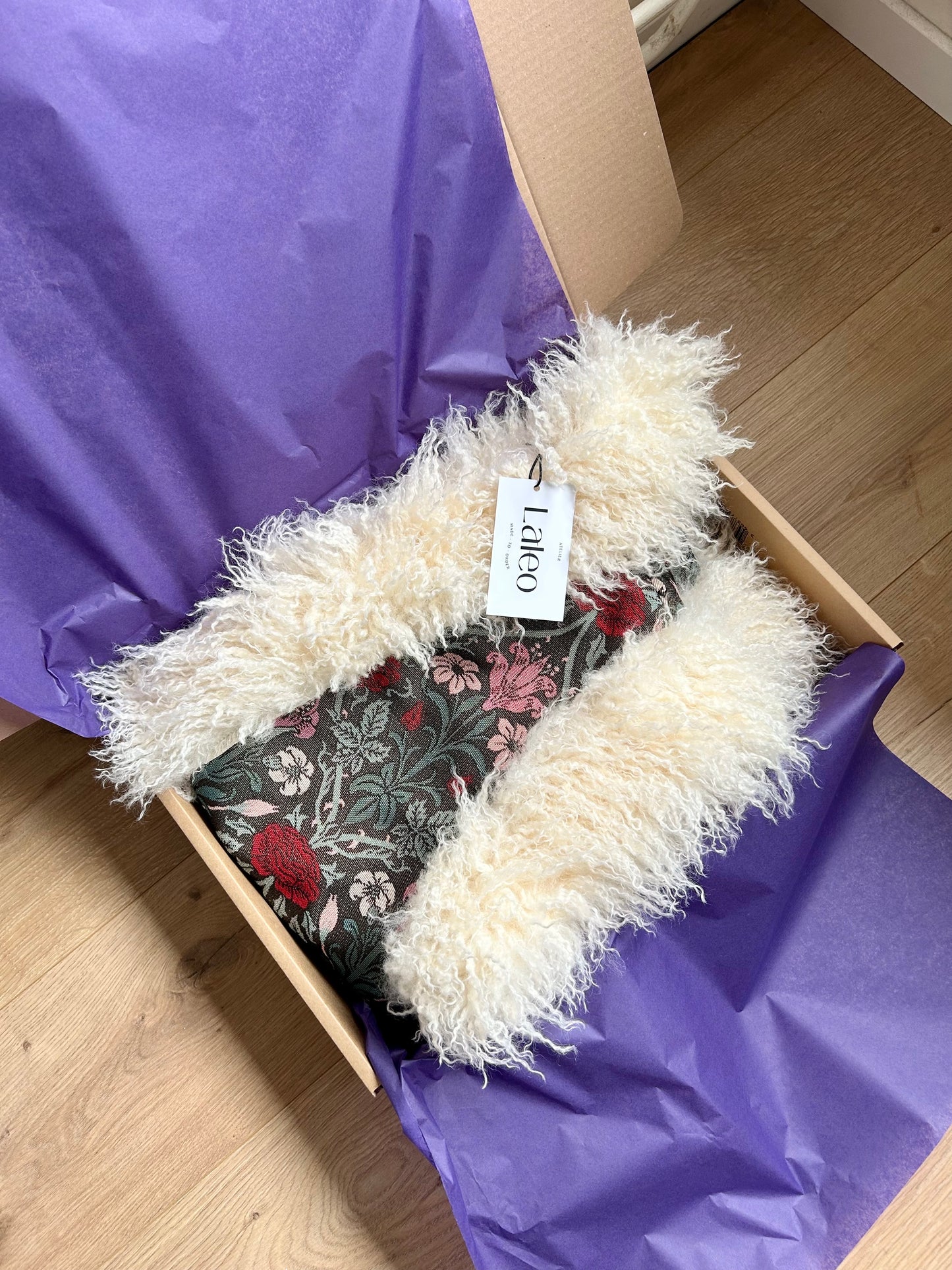 Fluffy Flora Gilet